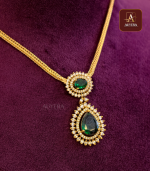 Tear Drop Emerald Necklace And Earring - Image 2