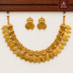 Lakshmi Kaasu Elegance Necklace Set