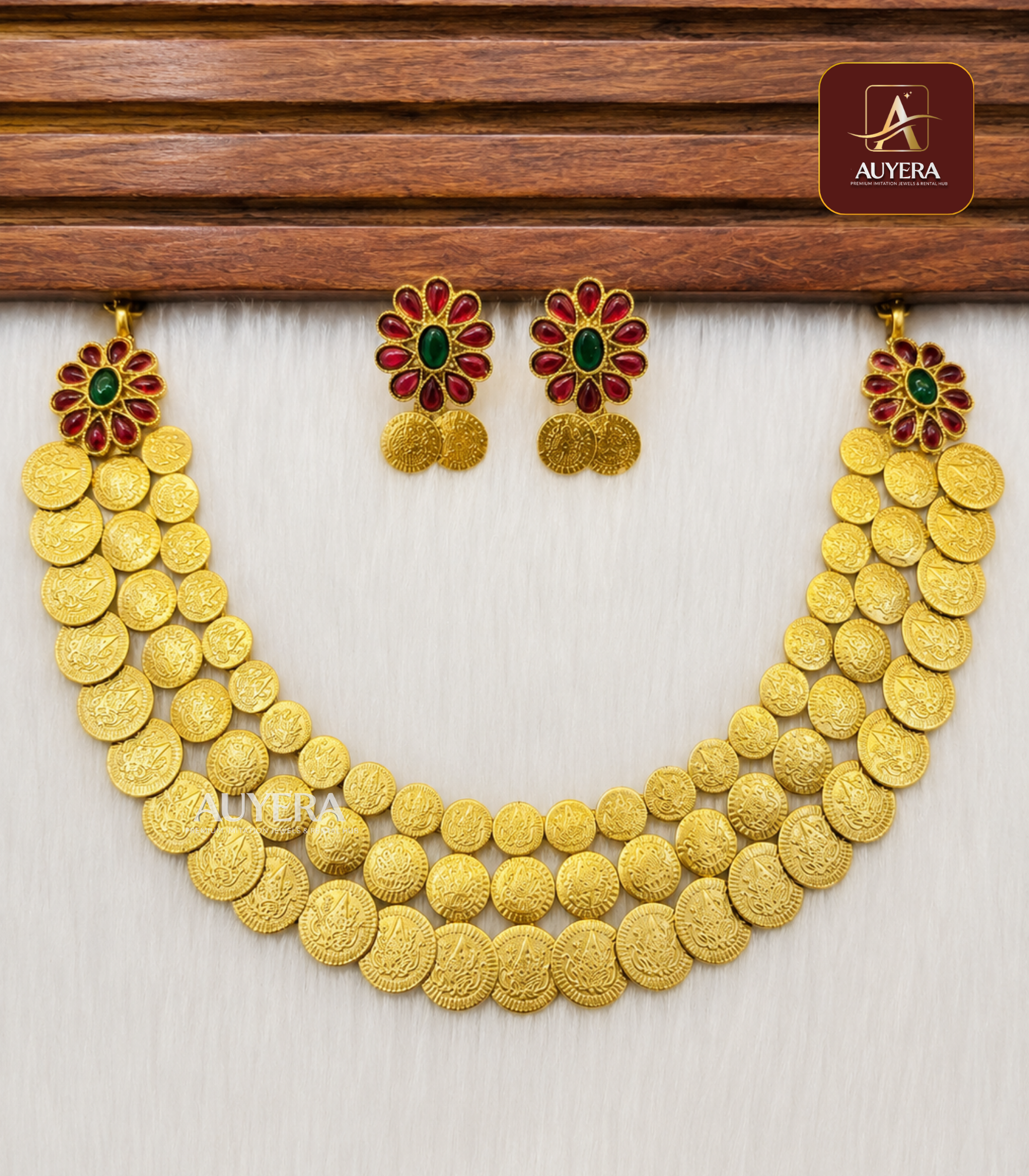 10 (1) Three Layer Coin Choker - Image 1